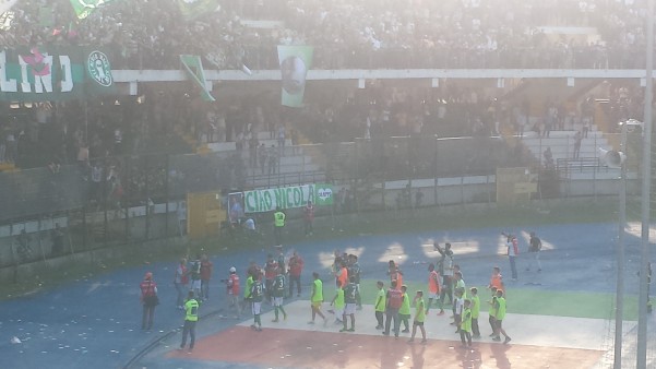 avellino-carpi-giocatori-sutto-la-sud